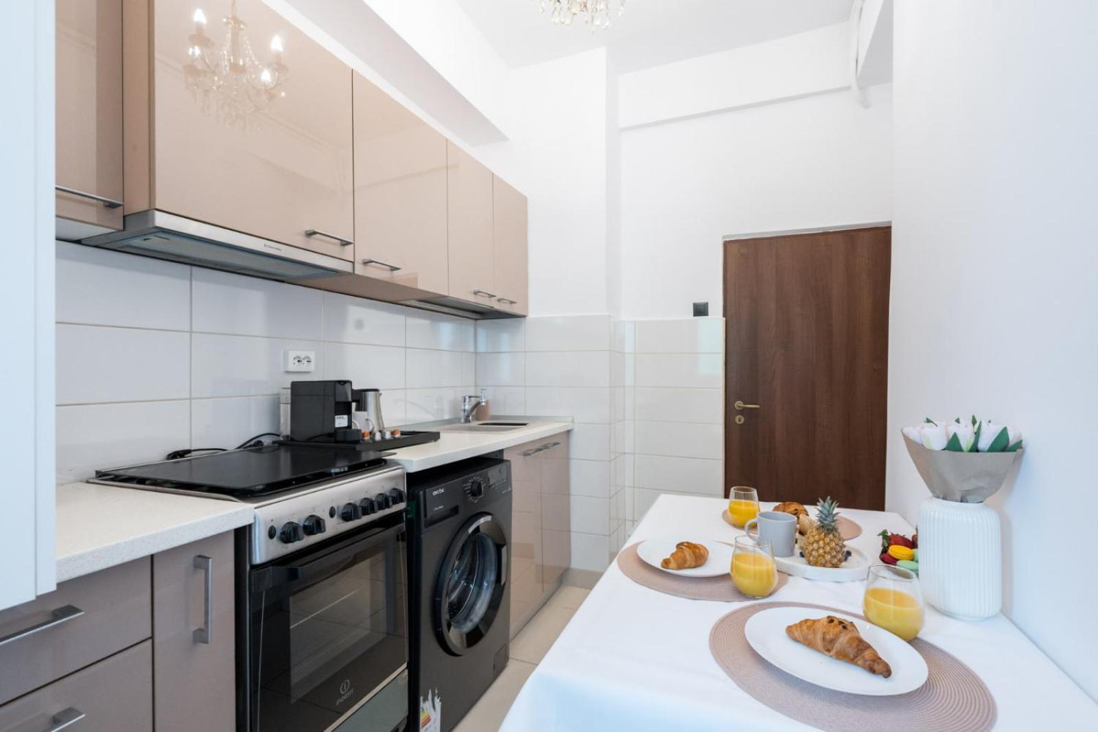 Highline Downtown Residences 6 Persons Family Apartment Bucureşti Exterior foto