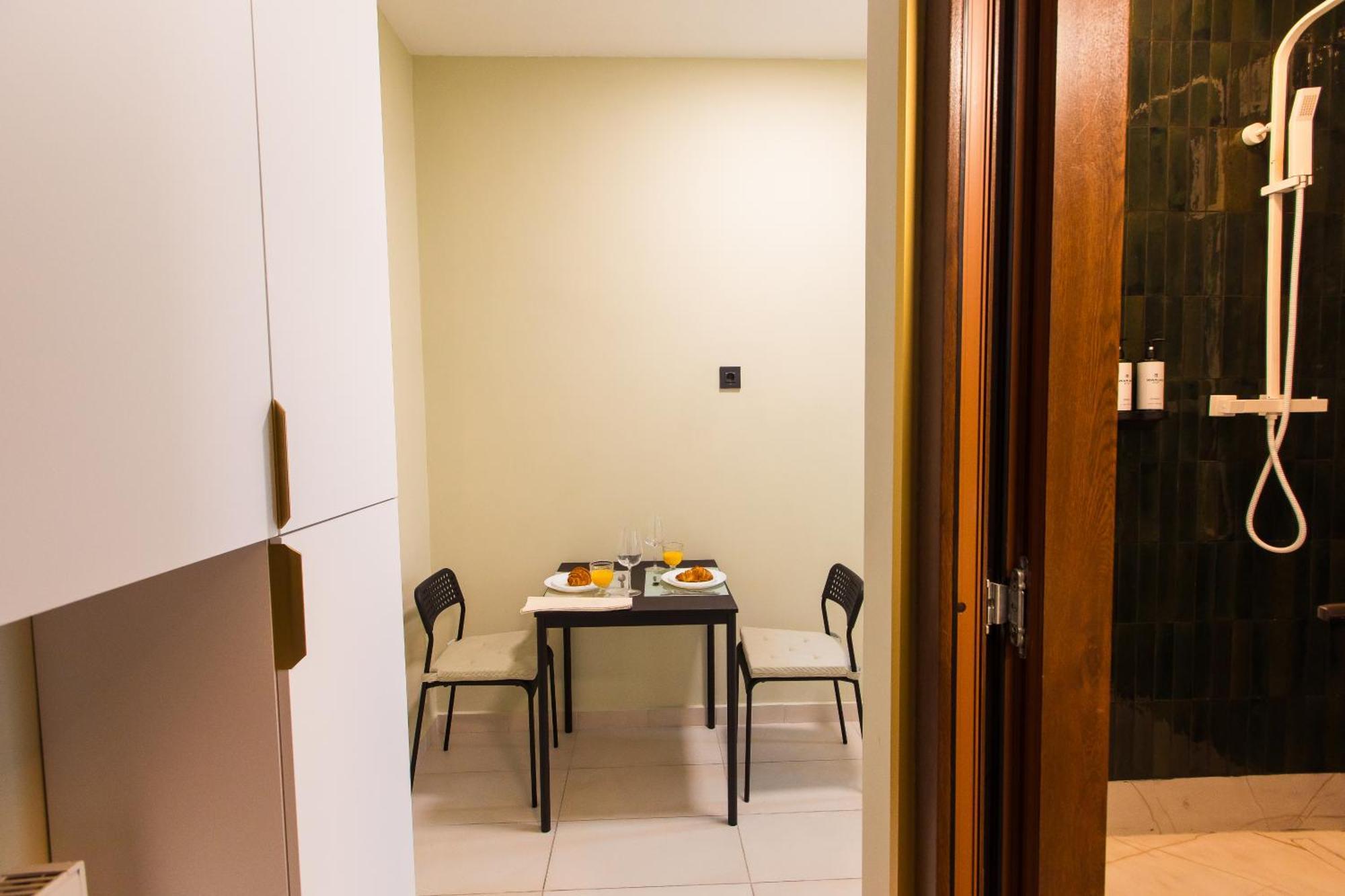 Highline Downtown Residences 6 Persons Family Apartment Bucureşti Exterior foto